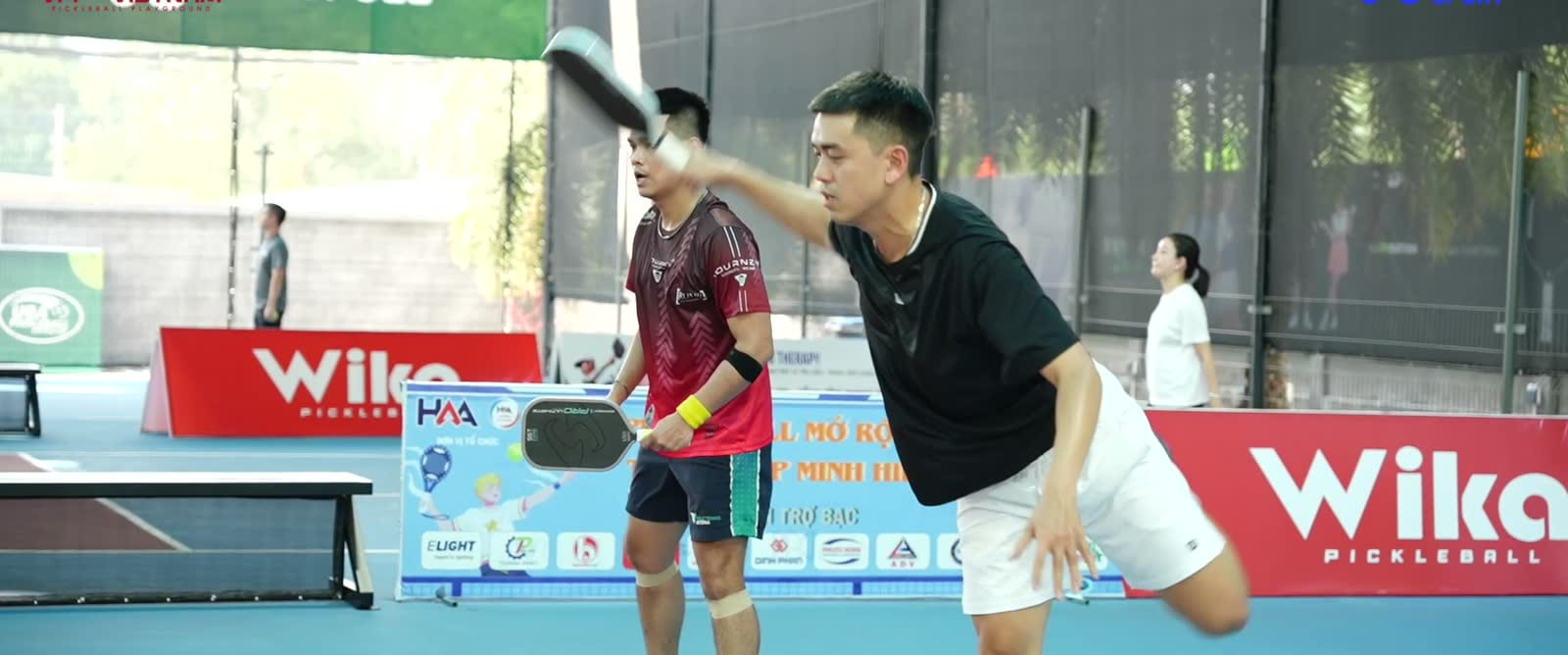 Người chơi thi đấu trong khu sân của POD HCM Cup 2025.